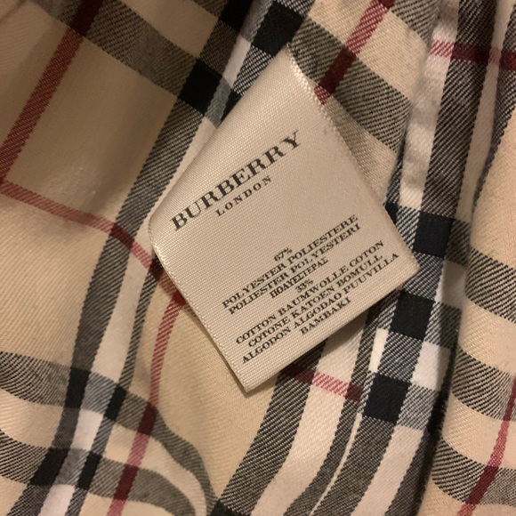Burberry trench coat - Picture 4 of 5